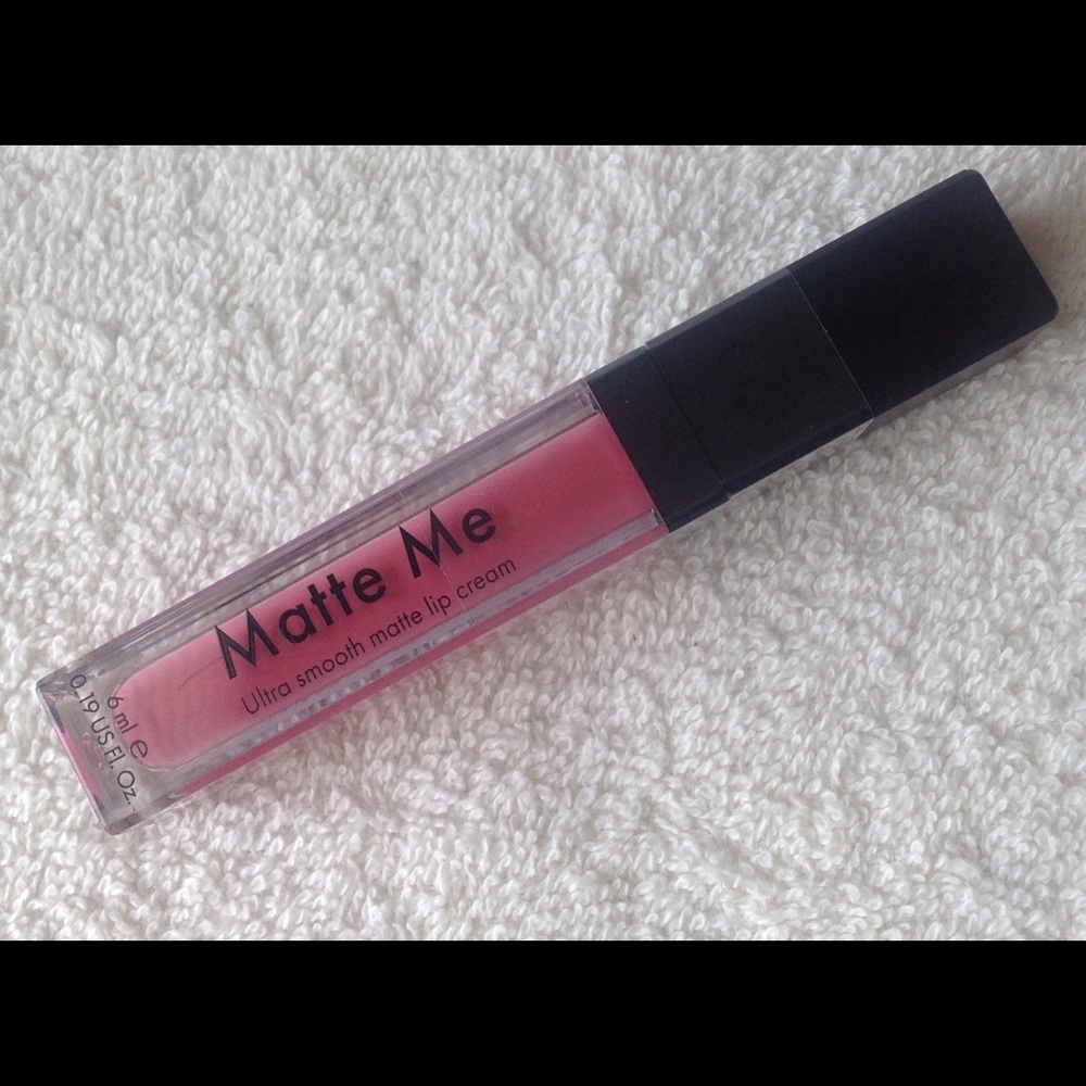 Sleek Matte Me Lip Cream